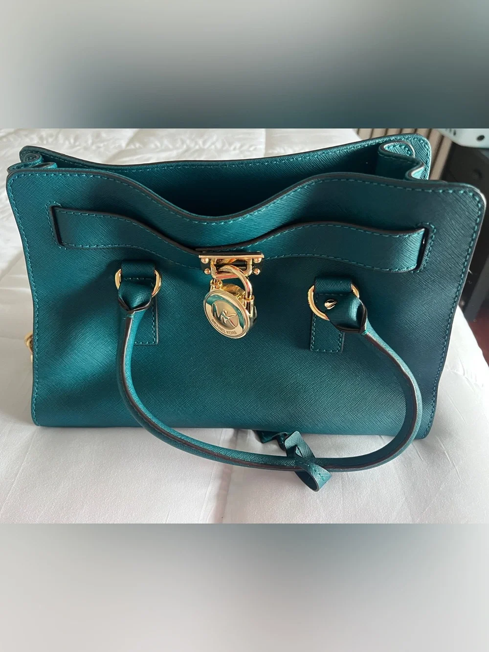 Michael Kors Teal handbag with Gold Hardware - Picture 1 of 7